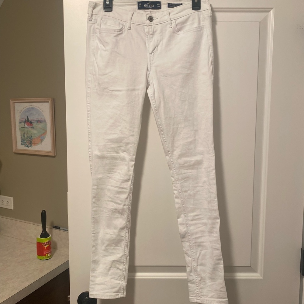 🥰3/10 White jeans